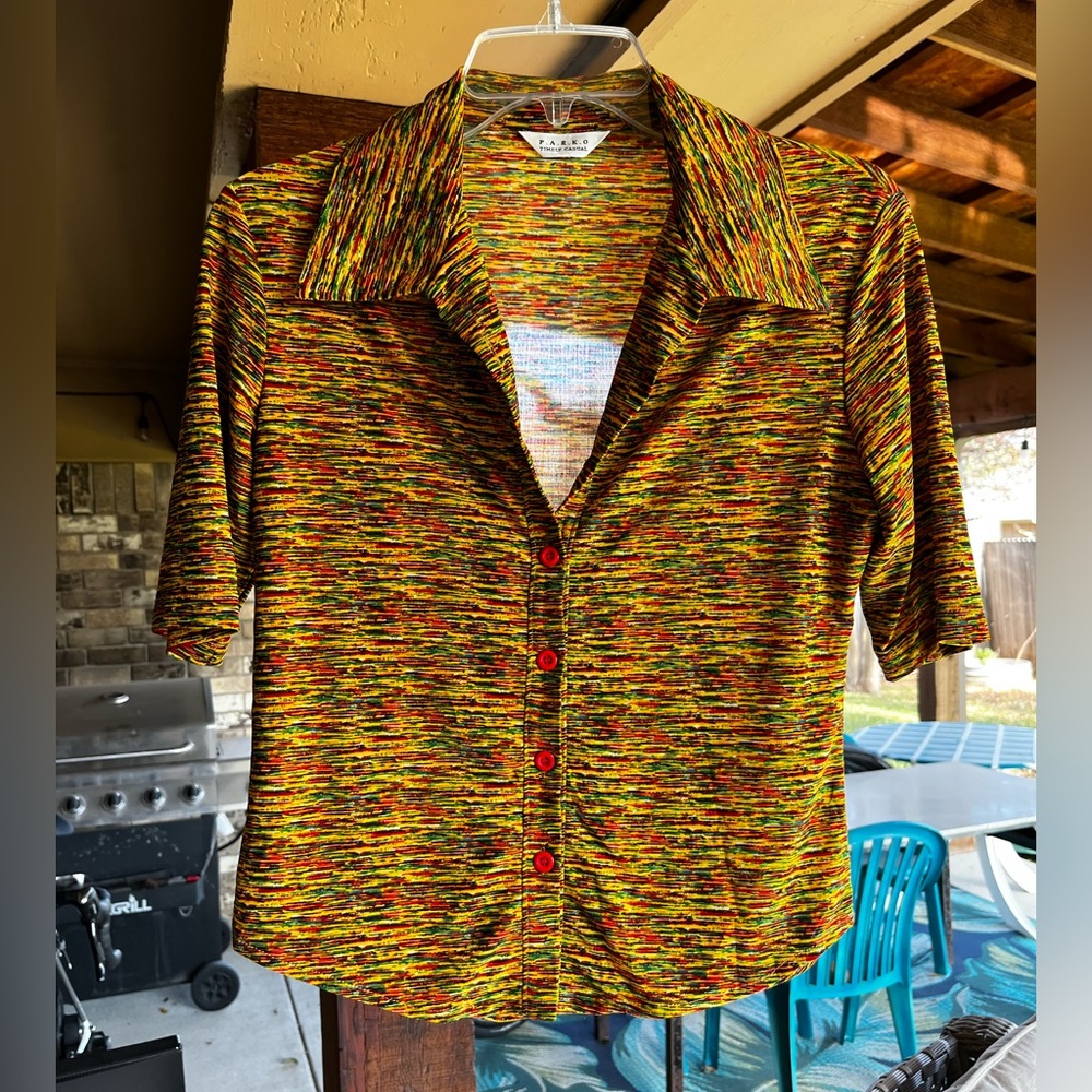 Vintage stretchy collar button down